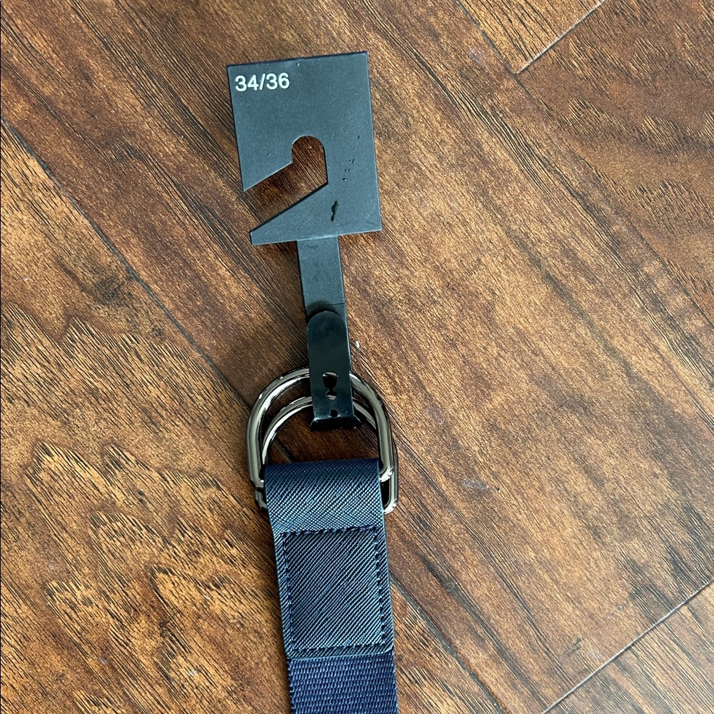 Express Men's Navy Belt - Picture 2 of 6